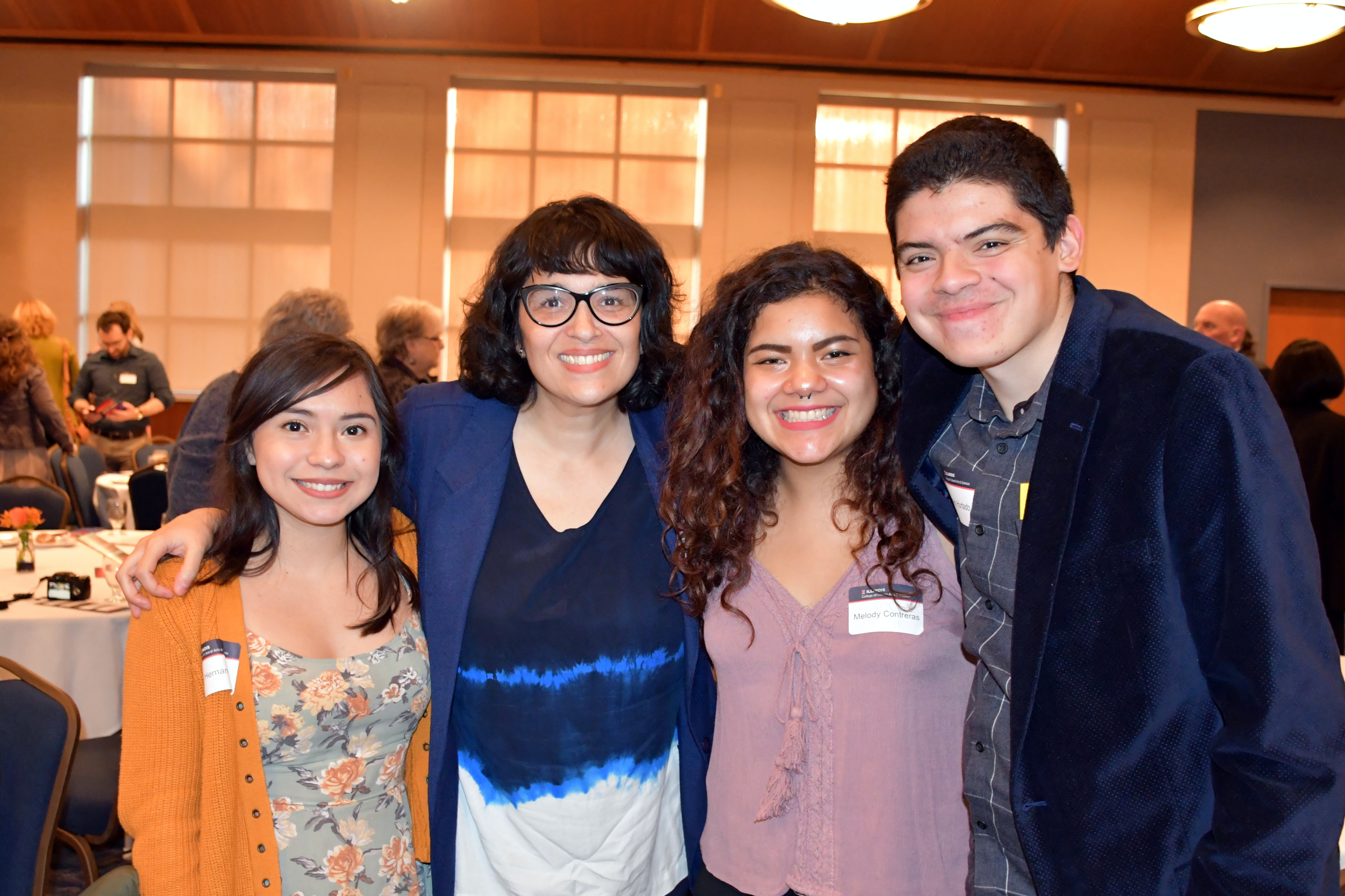 Photo of Sandra Ruiz with students