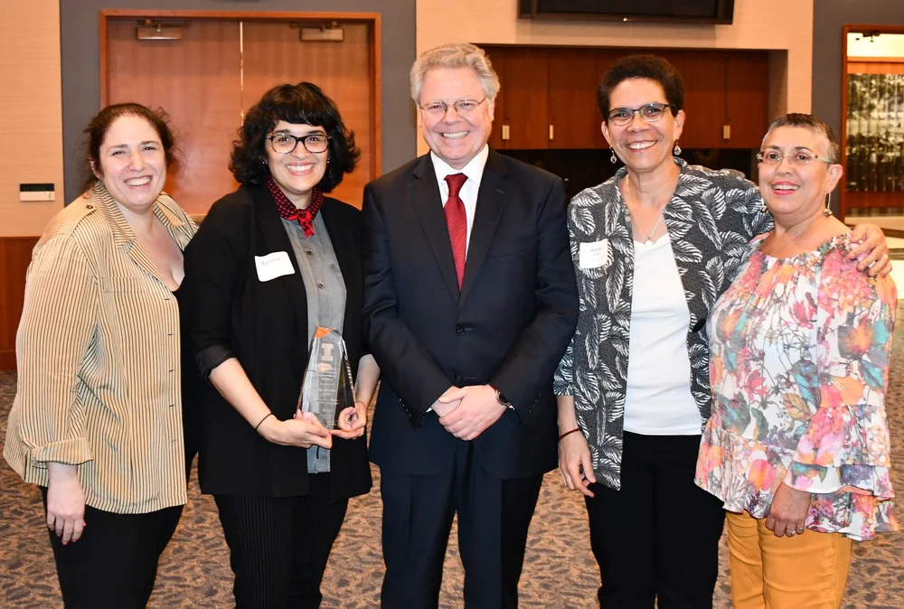 Sandra Ruiz award photo