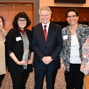 Sandra Ruiz award photo